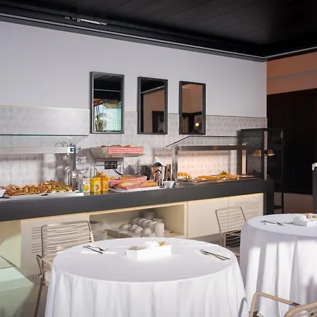 Отель Fahana Men Only (adults Only) 5*