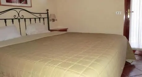 Fahana Men Only Otel