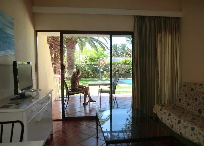 Fahana Men Only Otel